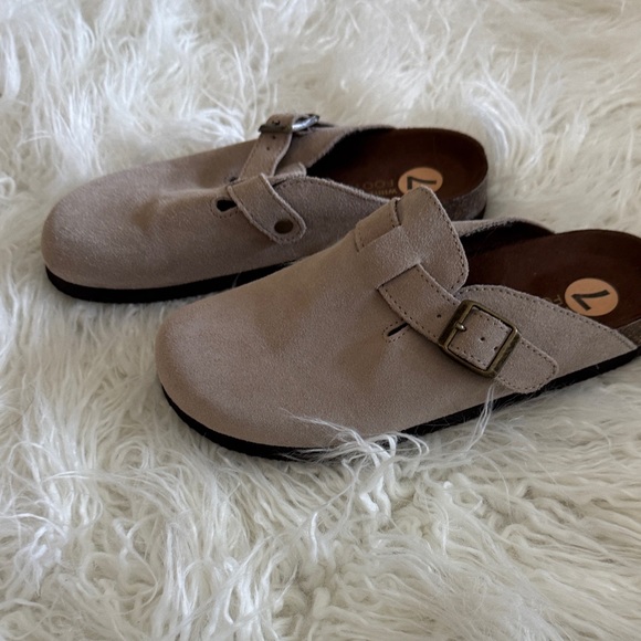 White Mountain Beige Suede Buckle Clogs - Picture 7 of 7